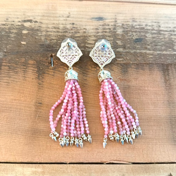 Kendra Scott Earrings - Picture 2 of 2